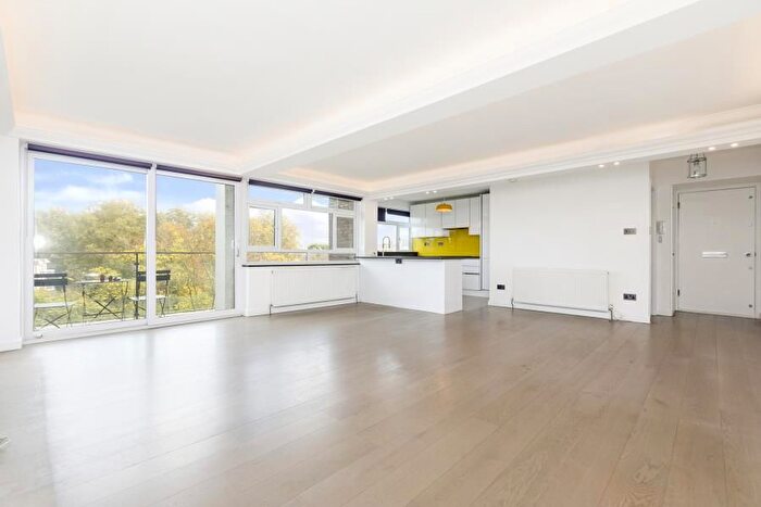 2 Bedroom Flat To Rent In Monckton Court, Strangways Terrace, Kensington, W14