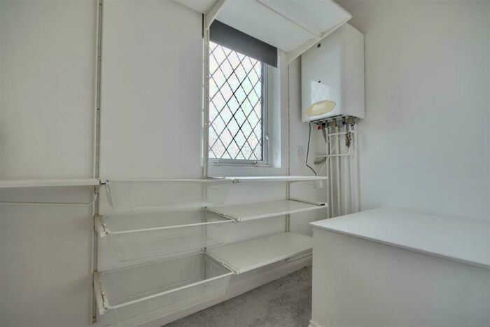 2 Bedroom End Of Terrace House For Sale In Copnor Road, Portsmouth, PO3