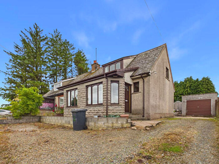 3 Bedroom Semi-Detached House For Sale In Idoch Cottages, Turriff, AB53