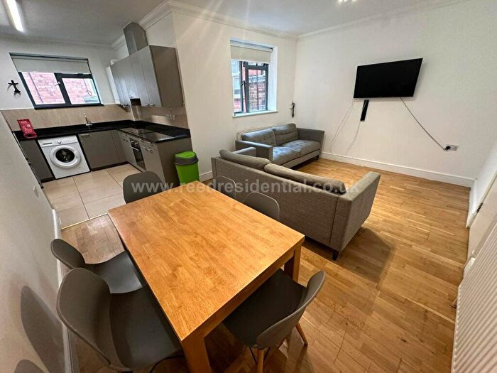 5 Bedroom Flat To Rent In Arthur Avenue, Lenton, Nottingham, NG7