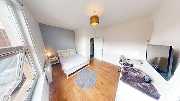 5 Bedroom Semi-Detached House To Rent In Watkin Street, Nottingham, NG3