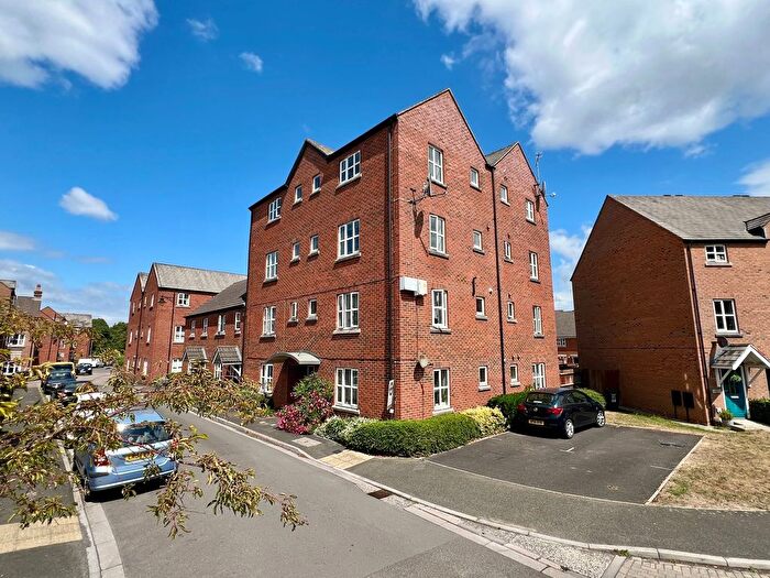 2 Bedroom Flat To Rent In Massingham Park, Taunton, TA2