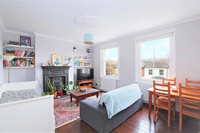 2 Bedroom Flat To Rent In Riversdale Road, London, N5