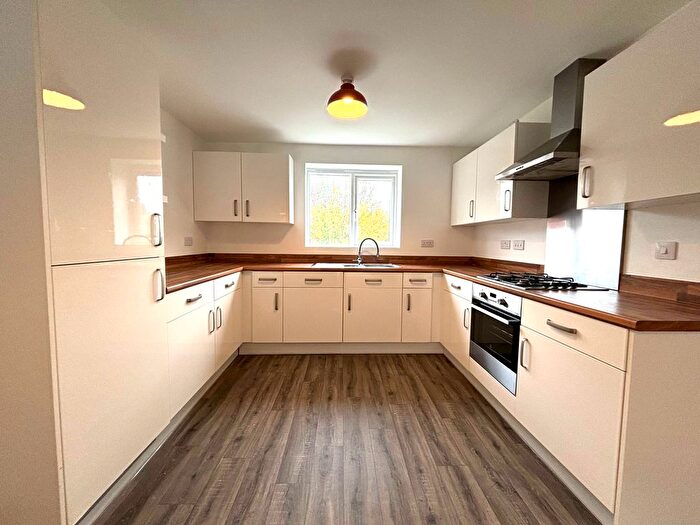 3 Bedroom Property To Rent In Escelie Way, Birmingham, B29
