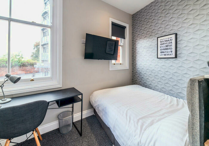 1 Bedroom Apartment To Rent In Derby Road, Nottingham, NG1