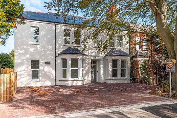 Studio To Rent In Miskin Road, Dartford, DA1