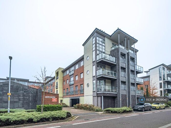 2 Bedroom Flat To Rent In Worsdell Drive, Gateshead, NE8