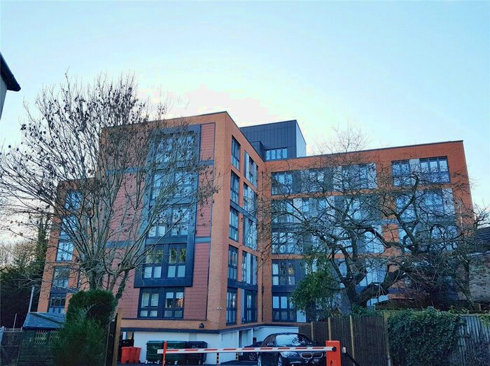 2 Bedroom Flat To Rent In Vista House, Lincoln Road, Dorking, Surrey RH4