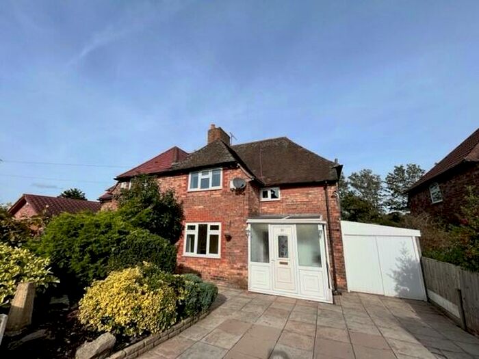 3 Bedroom Semi-Detached House To Rent In Cromwell Road, Winnington, CW8