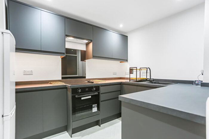 1 Bedroom Flat To Rent In Kingsmere, London Road, Brighton, BN1