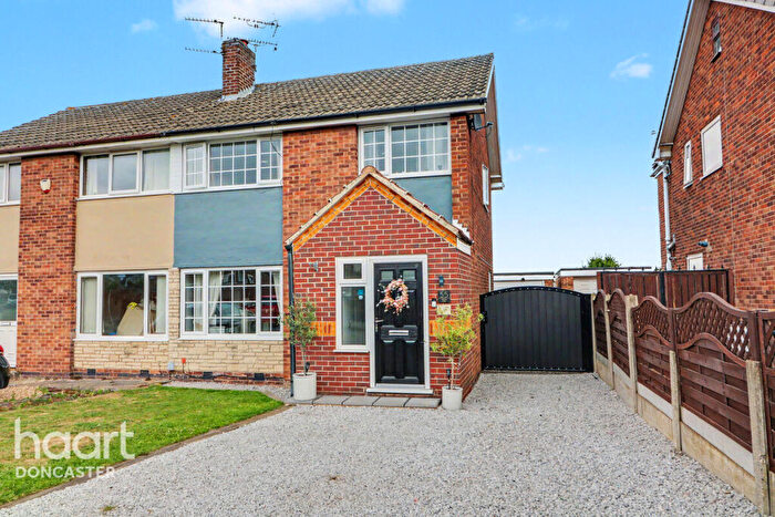 3 Bedroom Semi-Detached House For Sale In Milton Road, Branton, Doncaster, DN3