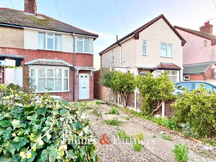 3 Bedroom Semi Detached House For Sale In Main Road, Harwich, Essex, CO12