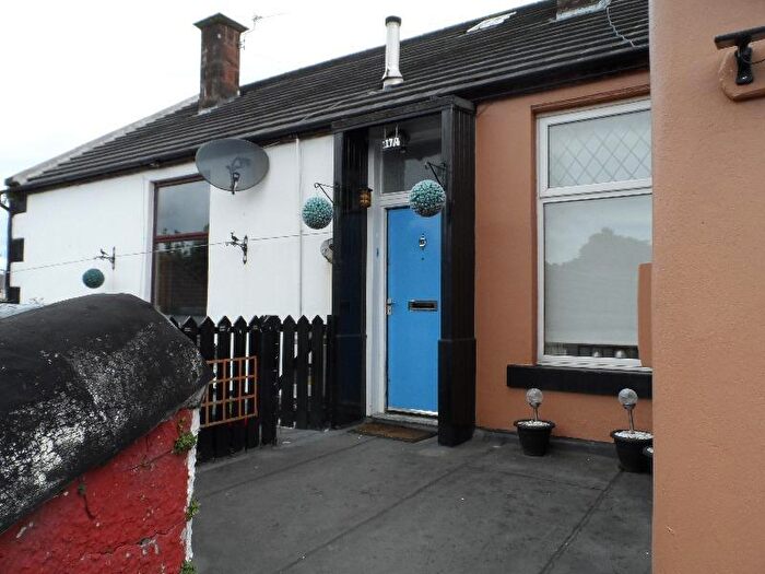 2 Bedroom Flat To Rent In Gartsherrie Road, Coatbridge, North Lanarkshire, ML5