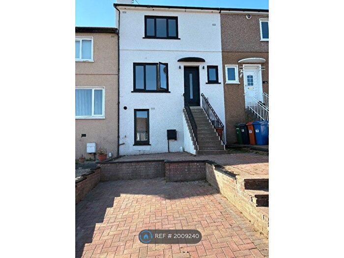 4 Bedroom Terraced House To Rent In Spey Road, Glasgow, G61