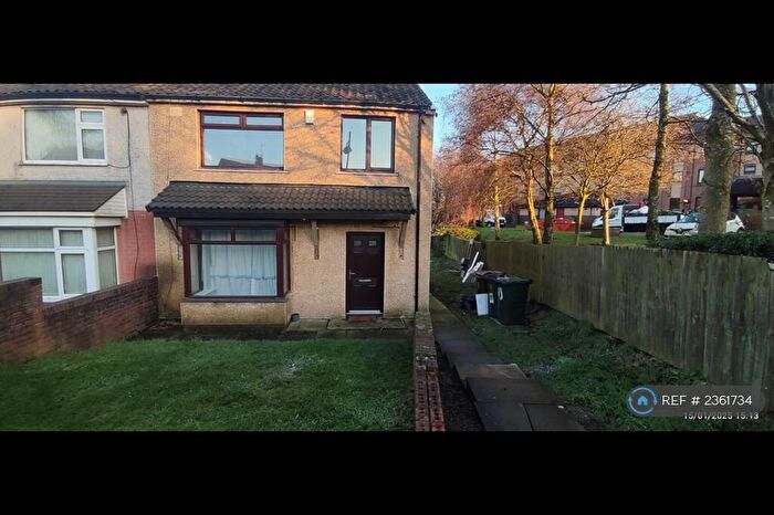 3 Bedroom Semi-Detached House To Rent In Haslemere Close, Bradford, BD4