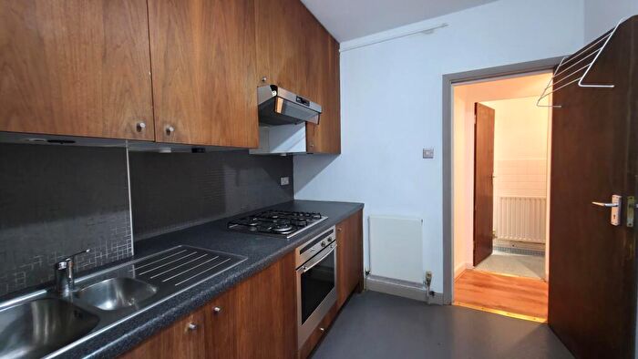 1 Bedroom Flat To Rent In Fanshaw Street, London, N1