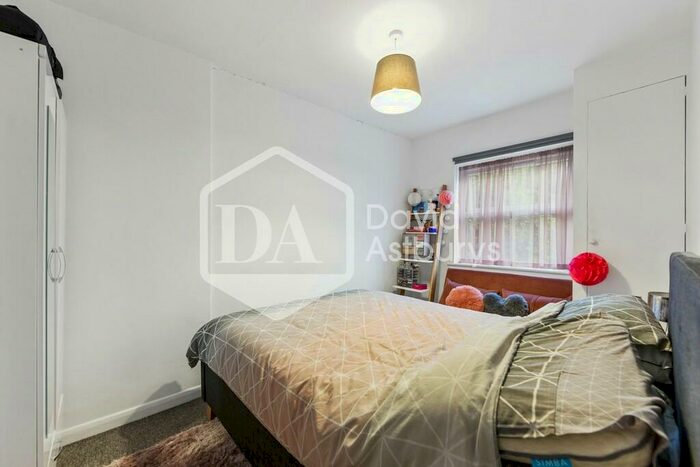 2 Bedroom Apartment To Rent In Hargrave Road, Archway, London, N19