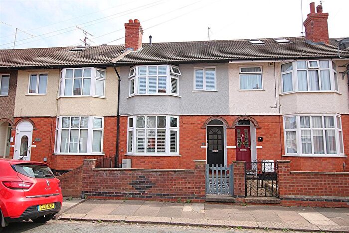 3 Bedroom Terraced House For Sale In Loyd Road, Abington, NN1