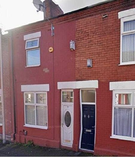 3 Bedroom Terraced House To Rent In Park Road, Widnes, WA8