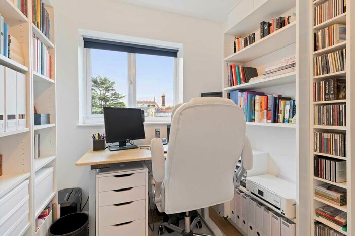 3 Bedroom Flat To Rent In Imperial Road, Malvern, WR14