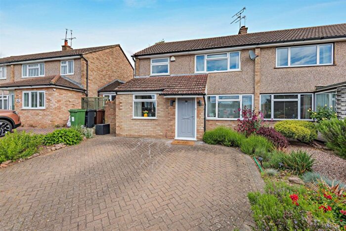 3 Bedroom Property For Sale In Greystones Road, Bearsted, Maidstone, ME15
