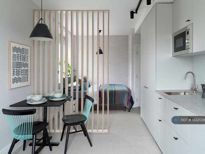 Studio To Rent In St. Marks Square, London, NW1