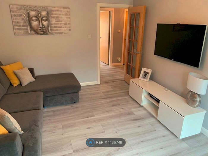 2 Bedroom Flat To Rent In Ladeside, Bridge Of Don, Aberdeen, AB22