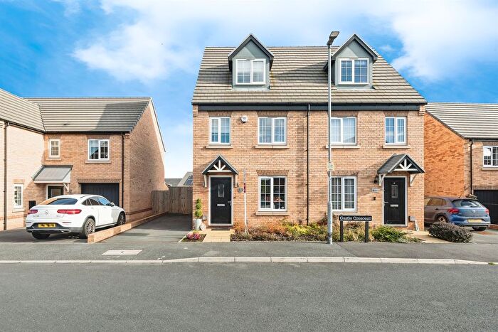 3 Bedroom Semi Detached House For Sale In Castle Crescent, Pontefract, WF8