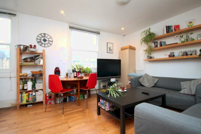 3 Bedroom Flat To Rent In Huddleston Road, Tufnell Park, N7