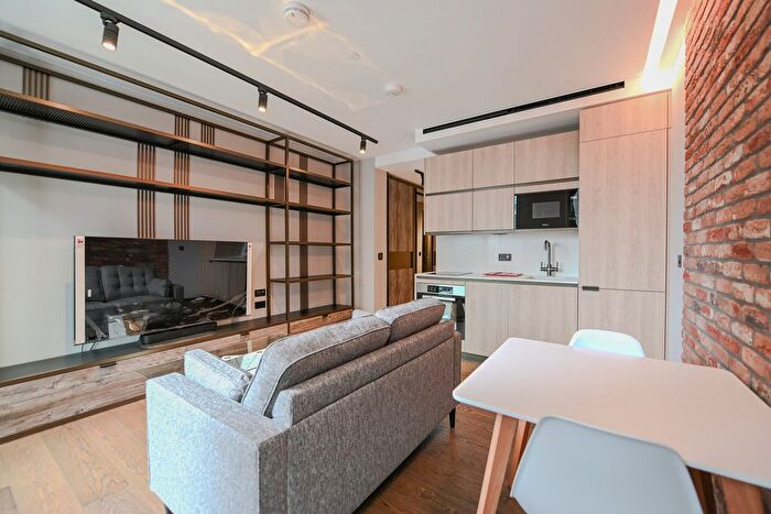 1 Bedroom Flat To Rent In The Stage, Hewett Street, London, EC2A