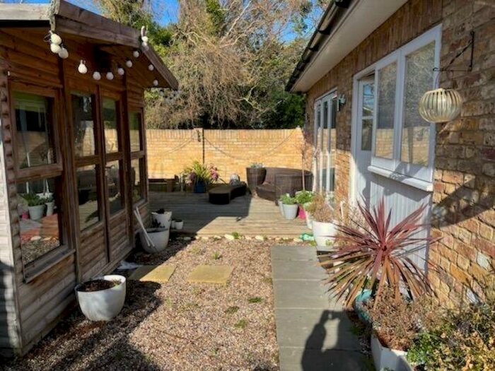 2 Bedroom Barn Conversion To Rent In Golden Hill, Whitstable, CT5