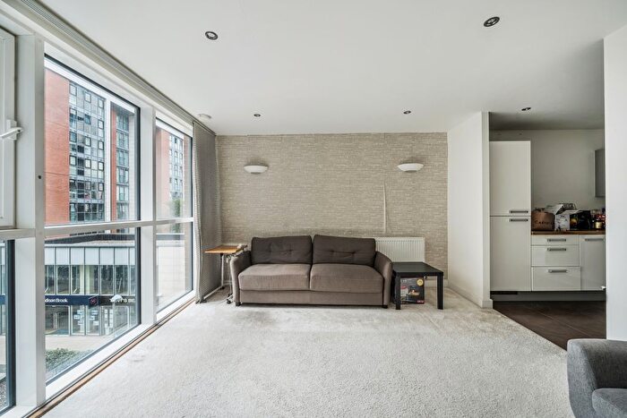 2 Bedroom Flat For Sale In Seagull Lane, London, E16