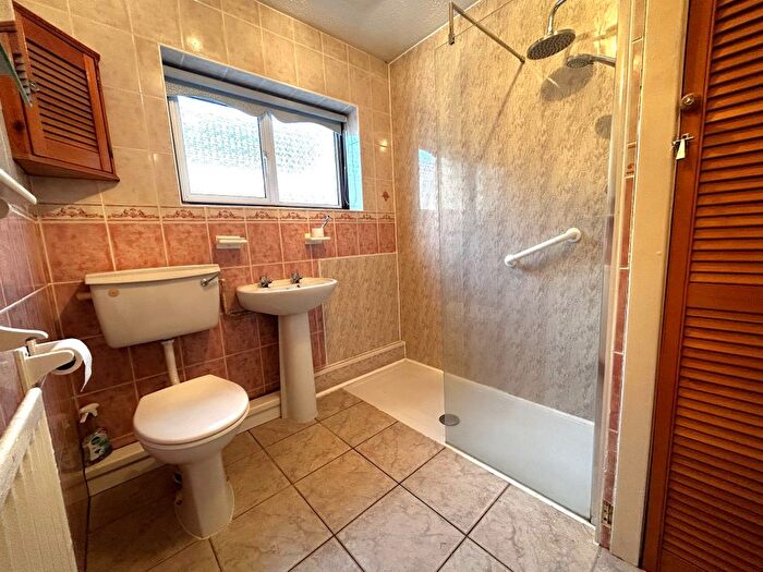 2 Bedroom Bungalow For Sale In Caragh Road, Chester Le Street, DH2