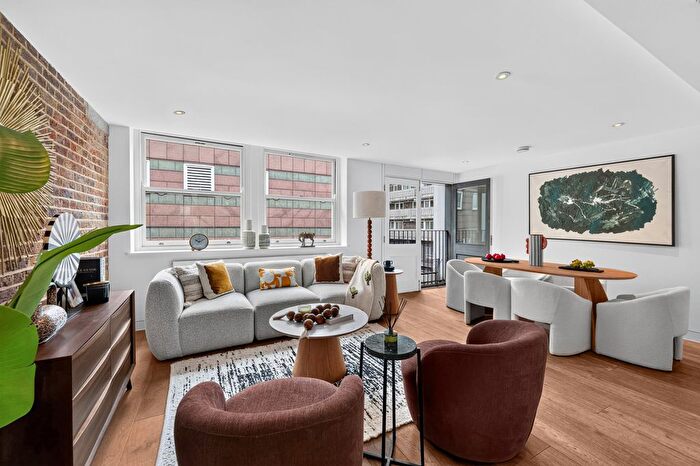 2 Bedroom Flat For Sale In Middlesex Street, London, E1