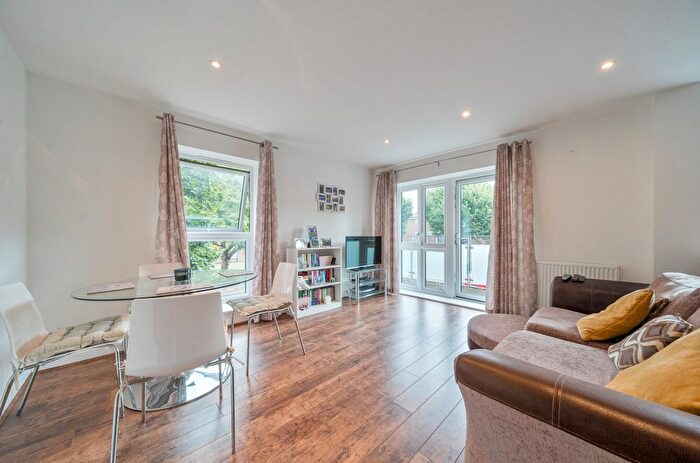 2 Bedroom Flat For Sale In Ingre House, Dunningford Close, Hornchurch, RM12