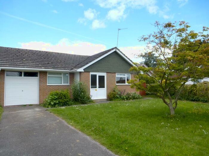 3 Bedroom Detached House To Rent In Ringwood, BH24