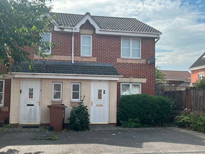 3 Bedroom Semi-Detached House To Rent In Ullswater Road, Melton Mowbray, LE13