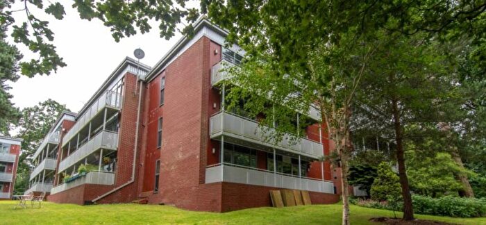 2 Bedroom Apartment To Rent In Hawthorne Gardens, Moseley, B13