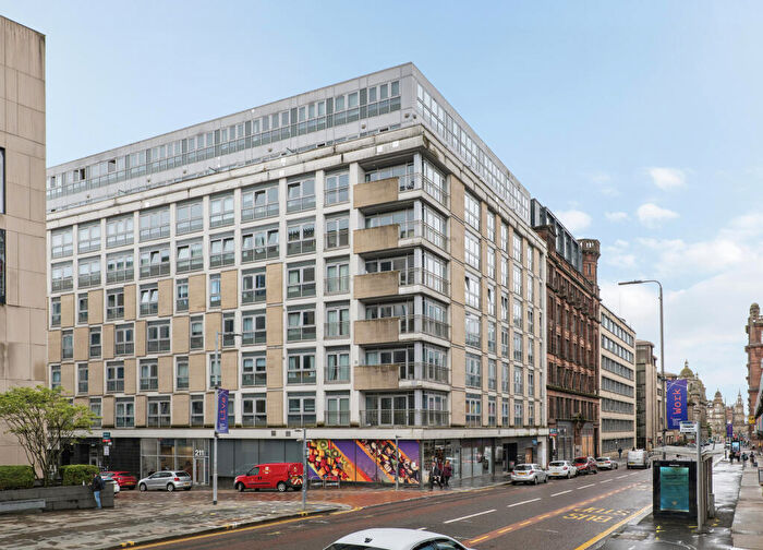 2 Bedroom Flat For Sale In George Street, Merchant City, G1