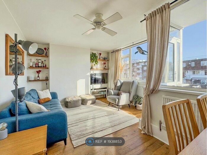 4 Bedroom Flat To Rent In Allan House, London, SW8