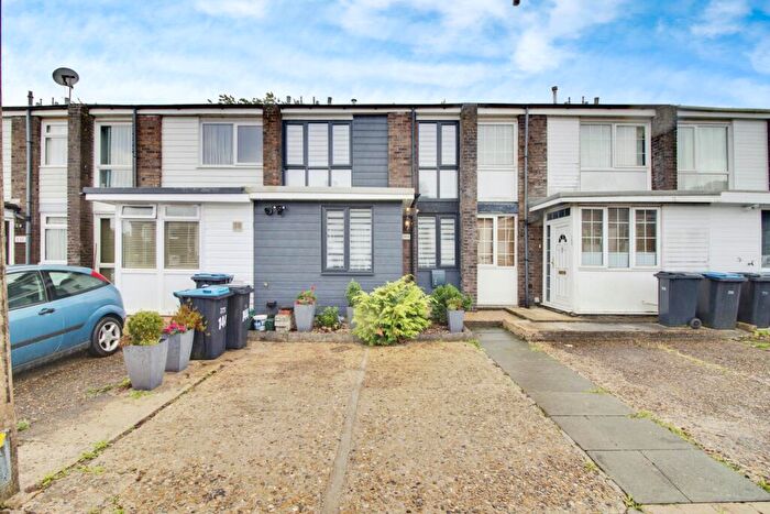 2 Bedroom House To Rent In Peterswood, Harlow, CM18