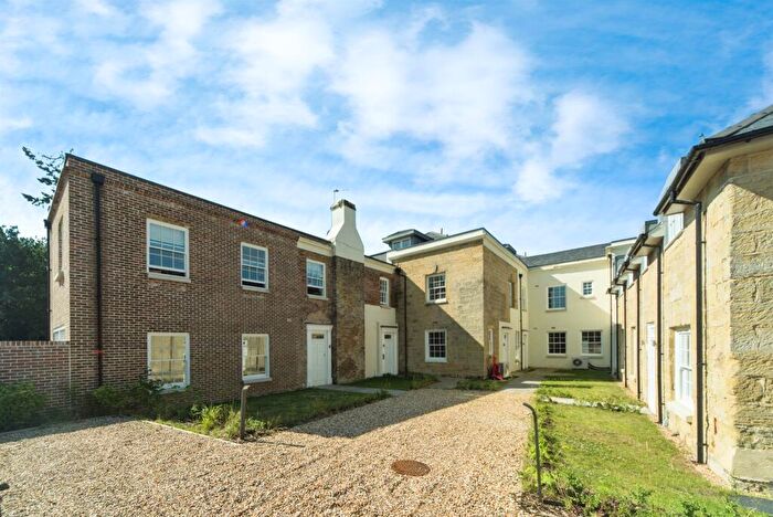 2 Bedroom Apartment For Sale In Ardingly Road, Lindfield, Haywards Heath, RH16