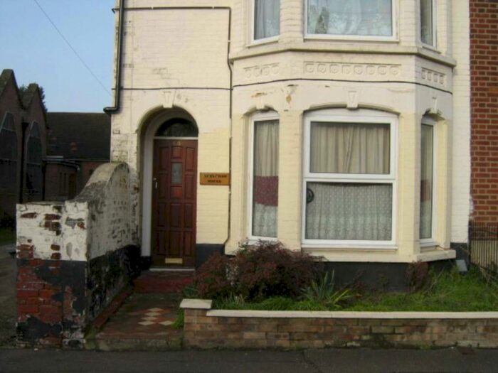 Studio To Rent In Rosebery Road, Norwich, NR3