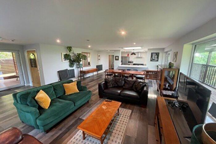 3 Bedroom Cottage To Rent In Barton Road, Axbridge, BS26