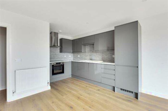 2 Bedroom Apartment For Sale In Lower Road, Garsington, Oxford, OX44