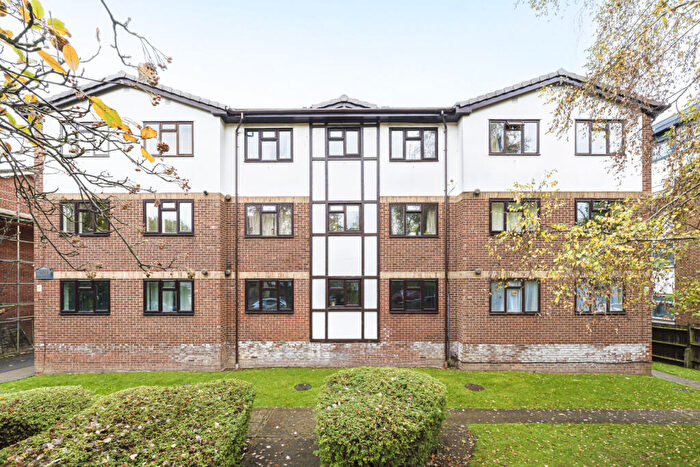 1 Bedroom Flat To Rent In Lawrie Park Road, Sydenham, SE26