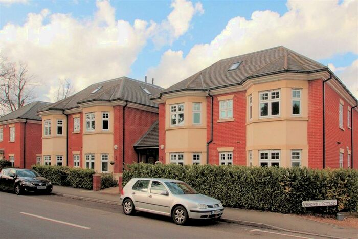 2 Bedroom Duplex To Rent In Hook Heath, Woking, GU22