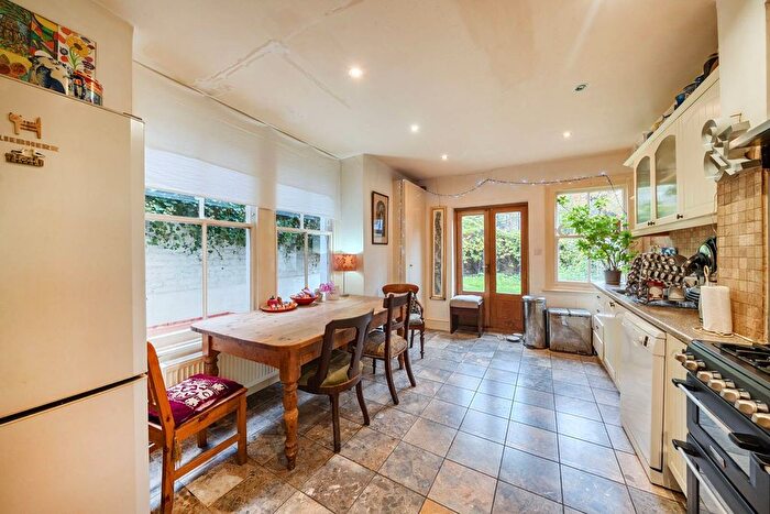 5 Bedroom Terraced House For Sale In Monnery Road, Tufnell Park, London, N19