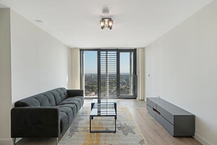 1 Bedroom Flat To Rent In Great Eastern Road, Stratford, London, E15