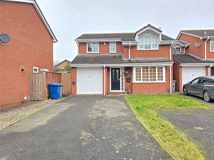 4 Bedroom Detached House For Sale In Dorset Close, Tamworth, Staffordshire, B78